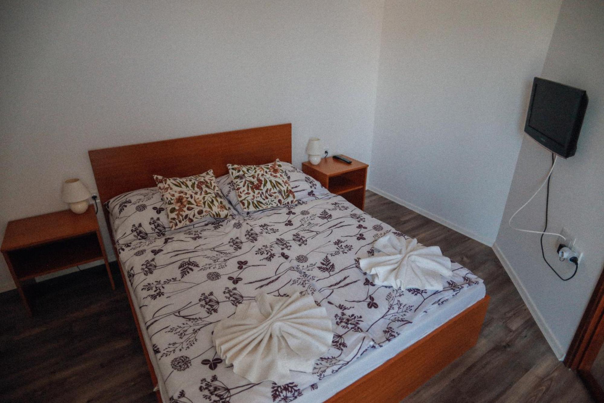 Megnyugtat-Lak Apartmanhaz Demjén Εξωτερικό φωτογραφία
